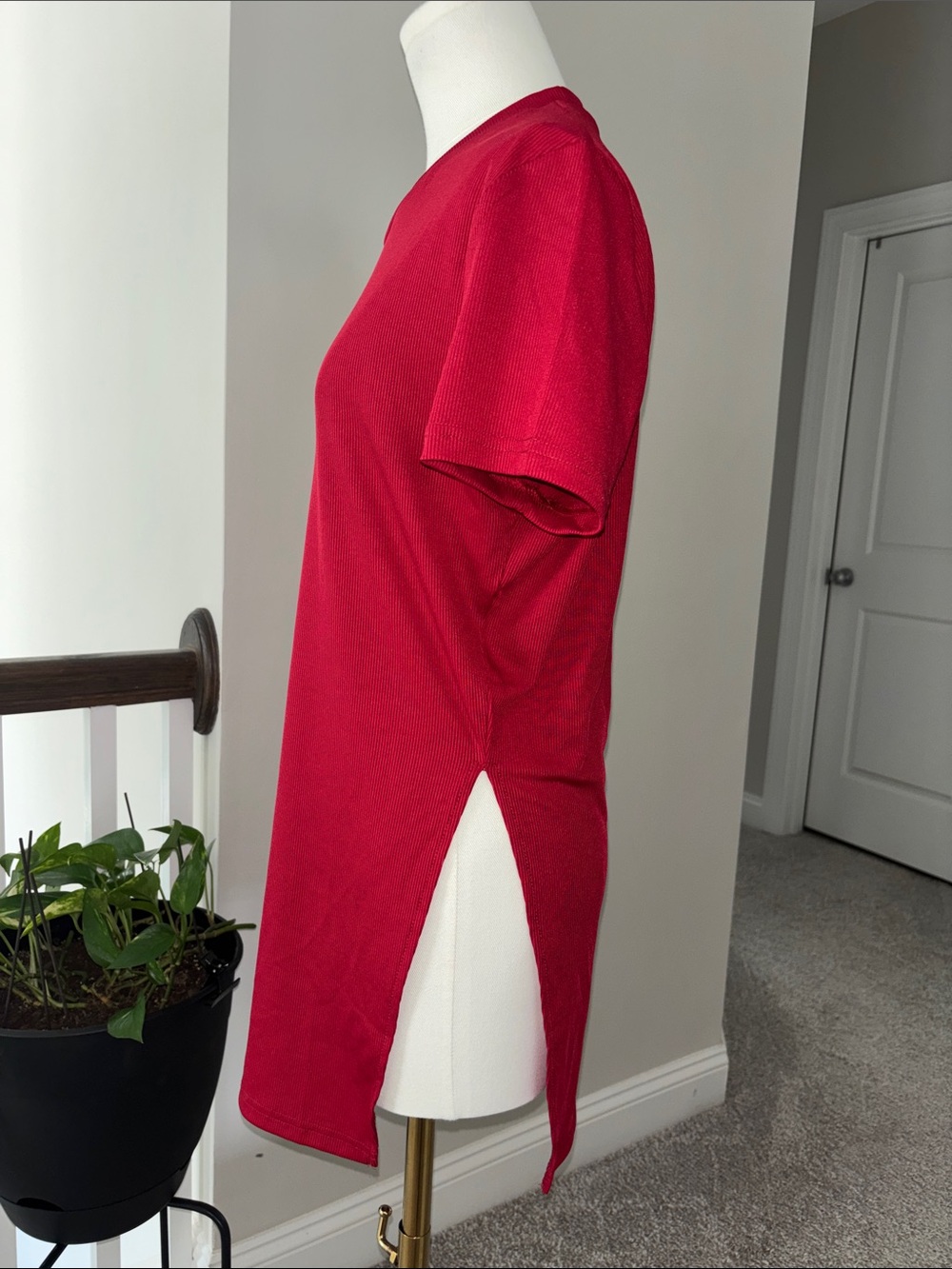 Red Short Sleeve Ribbed Shirt - Picture 2 of 4